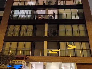 VENTA DEPARTAMENTO CON COCHERA  MIRAFLORES