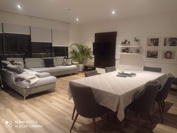 VENTA DEPARTAMENTO CON COCHERA  MIRAFLORES