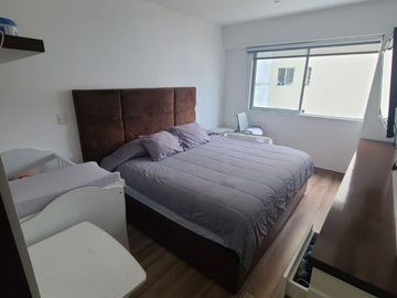 VENTA DEPARTAMENTO CON COCHERA  MIRAFLORES