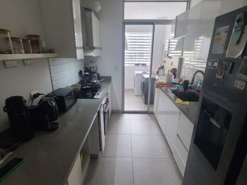VENTA DEPARTAMENTO CON COCHERA  MIRAFLORES