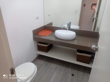VENTA DEPARTAMENTO CON COCHERA  MIRAFLORES