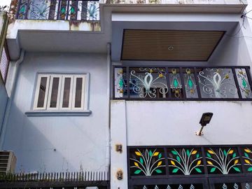 4 Bedroom- 3 Storey House with Balcony for Sale