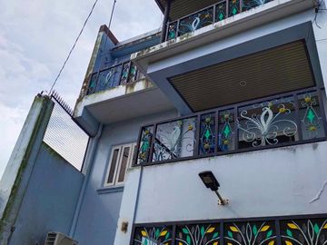 4 Bedroom- 3 Storey House with Balcony for Sale