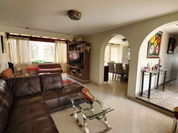 ¡¡¡OCASIÓN VENTA POR VIAJE !!! SE VENDE CASA EN EL SOL DE LA MOLINA