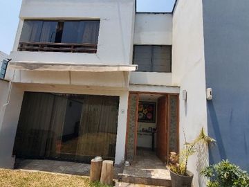 ¡¡¡OCASIÓN VENTA POR VIAJE !!! SE VENDE CASA EN EL SOL DE LA MOLINA