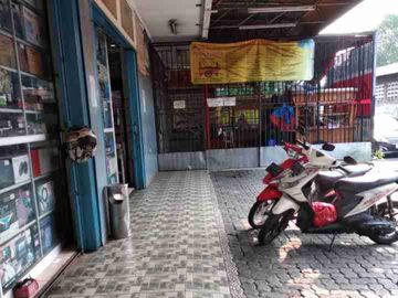 Ruko Gandeng dikawasan Kebayoran Lama siap Pakai hanya 8,7 Milyar siap nego