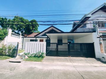 FOR SALE RENOVATED STYLISH DESIGN MODERN BUNGALOW HOUSE IN BF RESORT