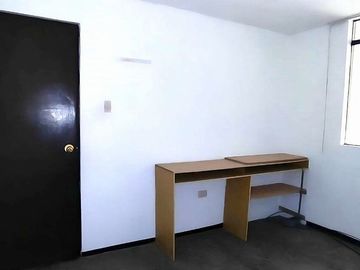 ¡Ideal para tu negocio! Oficina o Almacén en 2do piso – Los Olivos, cerca a todo