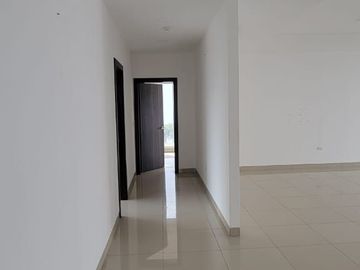 En venta lujoso departamento en Urbanización Dubai Isla Mocoli