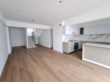 Dúplex en Venta de Estreno Tres Dormitorios, Terraza Jardín Cochera, No Paga Alcabala en Surco