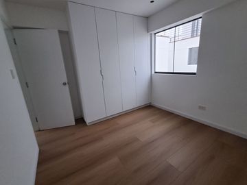 Dúplex en Venta de Estreno Tres Dormitorios, Terraza Jardín Cochera, No Paga Alcabala en Surco