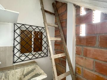 Ballenita, amplia casa compuesta de 2 departamentos y 2 suites, ideal para negocio de hostal o airbnb
