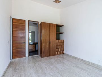 CASA EN VENTA EN FRACCIONAMIENTO PARAISO COUNTRY CLUB EMILIANO ZAPATA