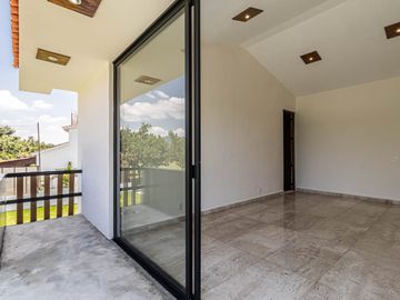 CASA EN VENTA EN PARAISO COUNTRY CLUB DE GOLF EN EMILIANO ZAPATA