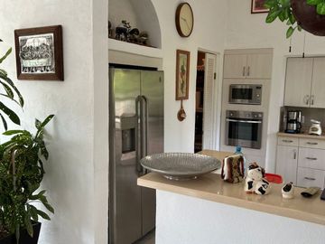 CASA EN VENTA EN CLUB DE GOLF SANTA FE, A 15 MINUTOS DE CUERNAVACA