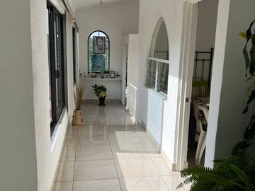 CASA EN VENTA EN CLUB DE GOLF SANTA FE, A 15 MINUTOS DE CUERNAVACA