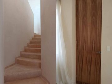Casa con alberca privada, en venta, Avenida Universidades, Playa del Carmen