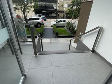 SE VENDE LINDO Y MODERNO DEPARTAMENTO CON COCHERA, IDEAL PARA PERSONA SOLA O PAREJA, en Av. Ricardo Tizón y Bueno - JESÚS MARIA