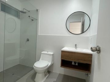SE VENDE LINDO Y MODERNO DEPARTAMENTO CON COCHERA, IDEAL PARA PERSONA SOLA O PAREJA, en Av. Ricardo Tizón y Bueno - JESÚS MARIA