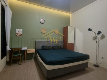 RUMAH INDUK & HOMESTAY CANTIK IDAMAN DI PUSAT KOTA JOGJA 3,9M FULLY FURNISH