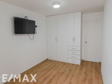 VENDO DEPARTAMENTO COMO DE ESTRENO EN MAGDALENA DEL MAR, 80m2.