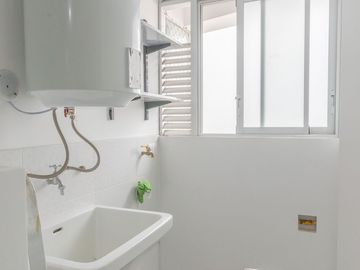 VENDO DEPARTAMENTO COMO DE ESTRENO EN MAGDALENA DEL MAR, 80m2.