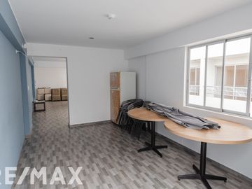 VENDO DEPARTAMENTO COMO DE ESTRENO EN MAGDALENA DEL MAR, 80m2.