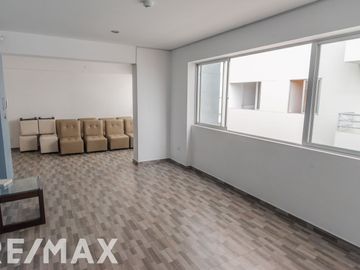 VENDO DEPARTAMENTO COMO DE ESTRENO EN MAGDALENA DEL MAR, 80m2.