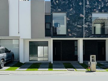LA RESERVA RESIDENCIAL CASA EN VENTA AL SUR DE PACHUCA  SALIDA A MEXICO
