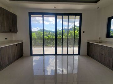 Tagaytay Mansion for sale