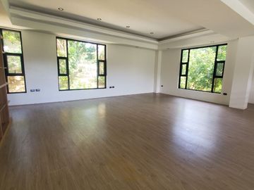 Tagaytay Mansion for sale