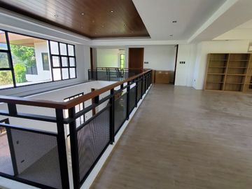 Tagaytay Mansion for sale