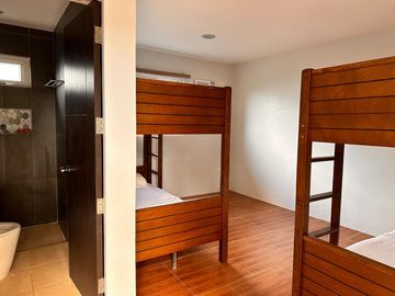 🍁 For Sale: Amadeo, Cavite House and Lot plus Resort Airbnb Ready