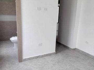 En venta lujosa y moderna casa de estreno en Ciudad Celeste, via a Samborondon