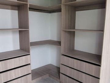 En venta lujosa y moderna casa de estreno en Ciudad Celeste, via a Samborondon