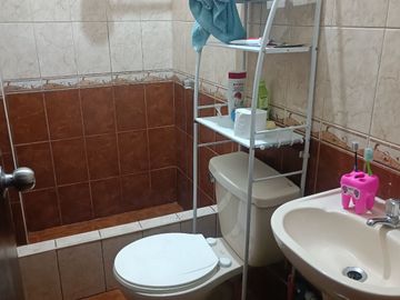 💥💫 VENDO DEPARTAMENTO EN 2DO PISO, FRENTE A PARQUE LOS PINOS  - SJL 💫💥
