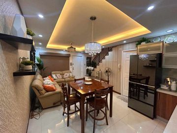 📍 Prime Balete Drive Townhouse for Sale – 3BR, 2 Storeys, Furnished & Perfect Location! 🚪