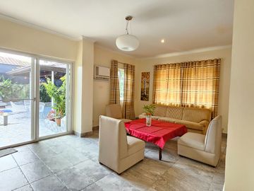 SPACIOUS SINGLE DETACHED HOUSE AND LOT IN BF HOMES PARANAQUE CITY