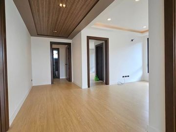 BRAND NEW MODERN ELEGANT SINGLE DETACHED HOUSE AND LOT IN BF HOMES PARANAQUE CITY