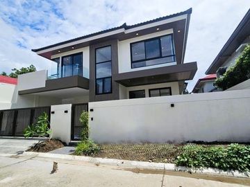 BRAND NEW MODERN ELEGANT SINGLE DETACHED HOUSE AND LOT IN BF HOMES PARANAQUE CITY