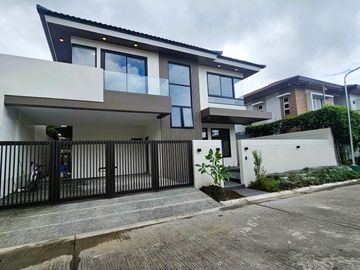 BRAND NEW MODERN ELEGANT SINGLE DETACHED HOUSE AND LOT IN BF HOMES PARANAQUE CITY