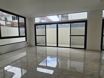 BRAND NEW MODERN ELEGANT SINGLE DETACHED HOUSE AND LOT IN BF HOMES PARANAQUE CITY
