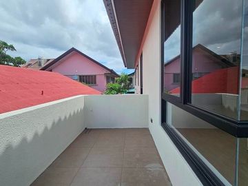 BRAND NEW MODERN ELEGANT SINGLE DETACHED HOUSE AND LOT IN BF HOMES PARANAQUE CITY