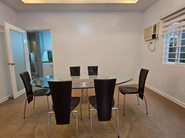 Well-Maintained Elegant House and Lot for Sale in Parañaque City