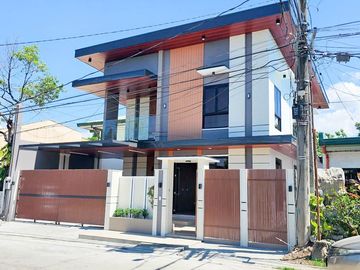 Brand New Modern Living Redefined Spacious 5-Bedroom Home with a Refreshing Lap Pool In BF Homes Parañaque City .