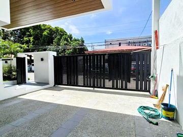 NICE LOCATION MODERN SINGLE DETACHED HOUSE AND LOT IN BF HOMES PARANAQUE CITY