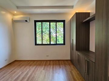NICE LOCATION MODERN SINGLE DETACHED HOUSE AND LOT IN BF HOMES PARANAQUE CITY