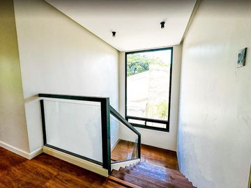 6 BR WITH SWIMMINNG POOL IN BF HOMES PARAÑAQUE CITY