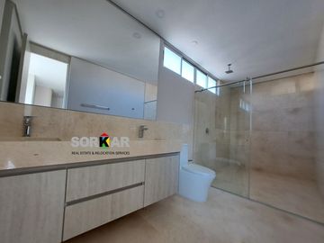 Apartamento en venta en la zona de Buenavista, Riomar, Barrranquilla