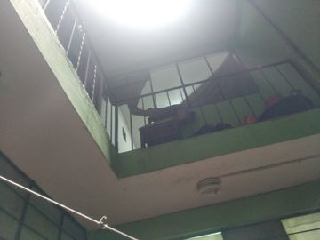 VENTA CASA DE 3 PISOS Y AZOTEA A UNAS CUADRAS DE WIESSE